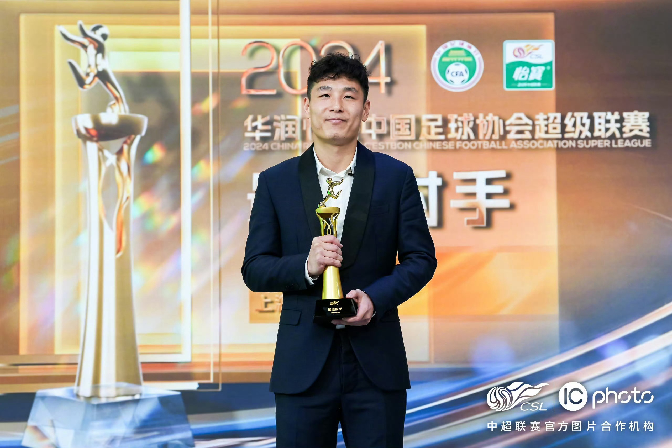 多特蒙德成功零封武磊，门将赛后获得全场最佳